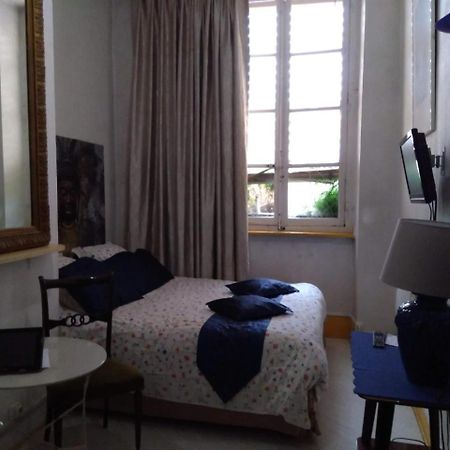 Chambres Les Soyeuses Лион Екстериор снимка