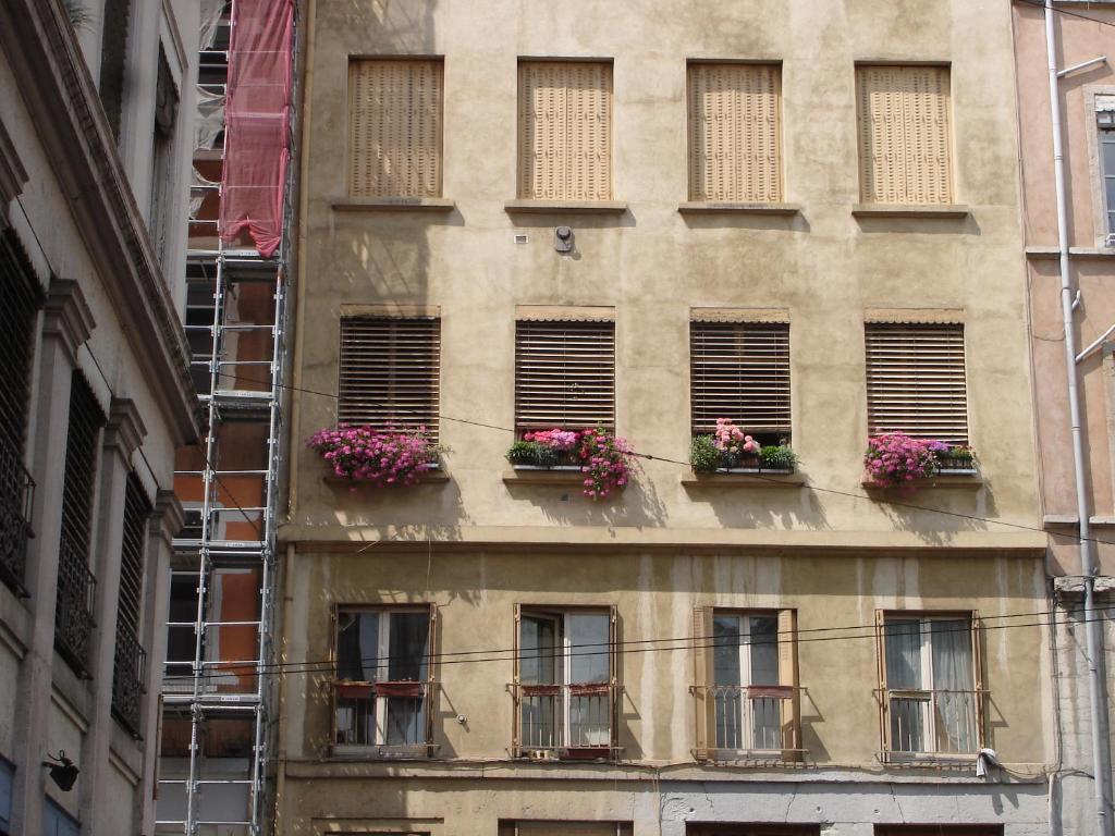 Chambres Les Soyeuses Лион Екстериор снимка