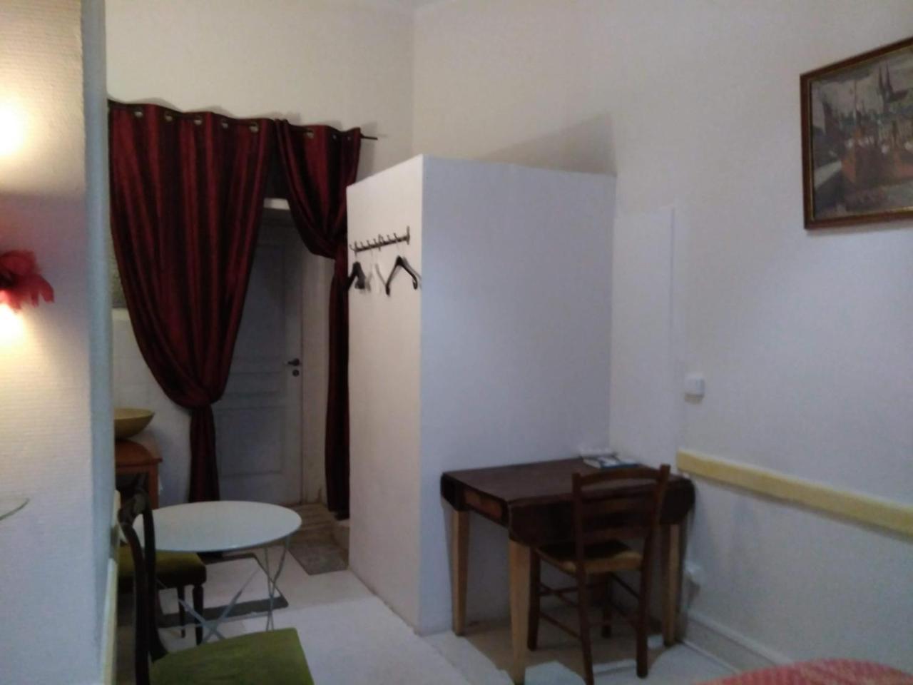 Chambres Les Soyeuses Лион Екстериор снимка