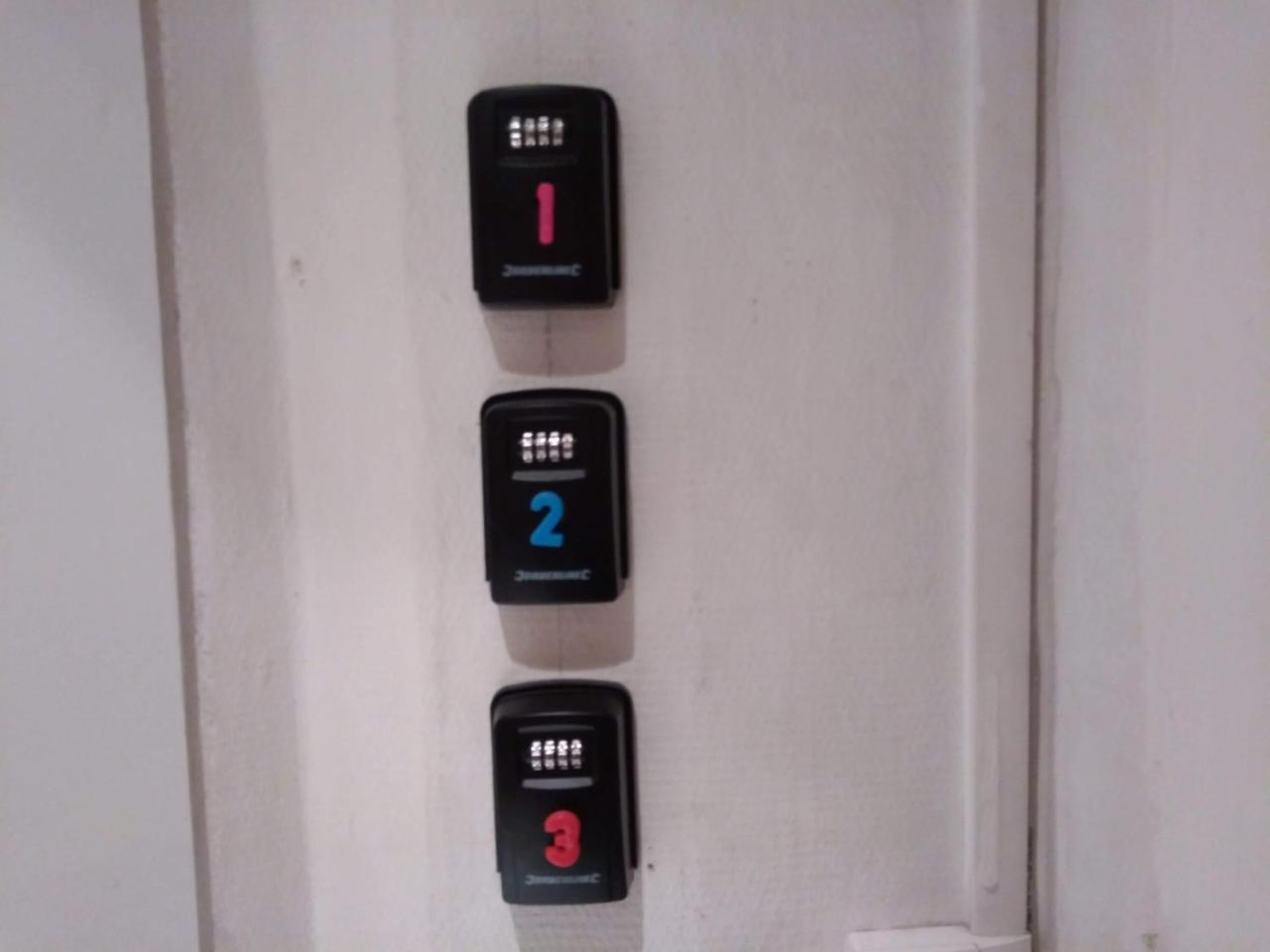 Chambres Les Soyeuses Лион Екстериор снимка