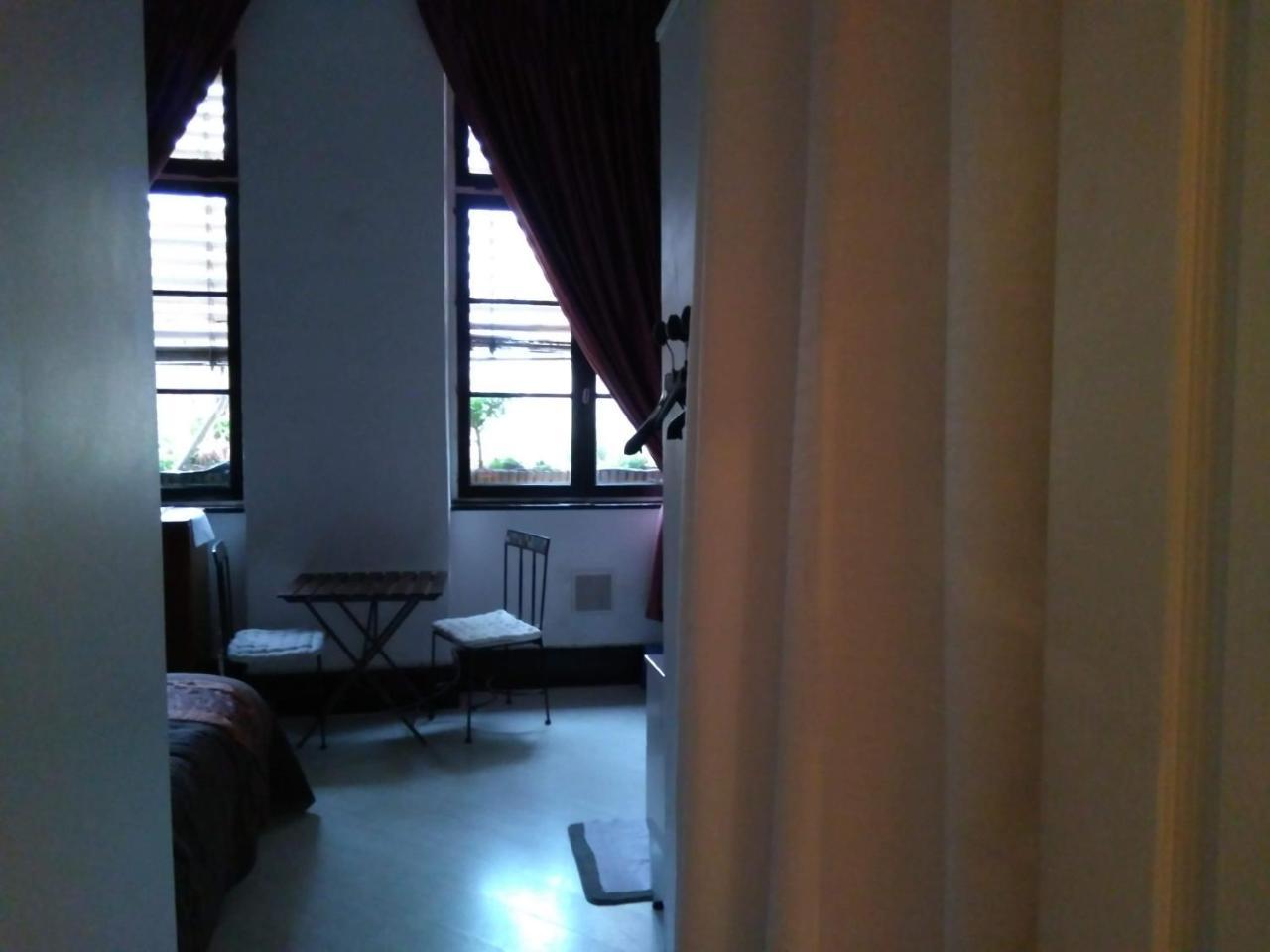 Chambres Les Soyeuses Лион Екстериор снимка
